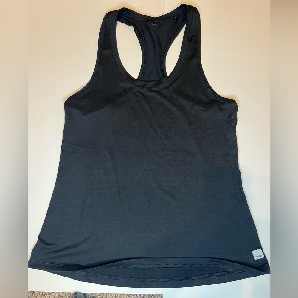 Vuori black tank size small